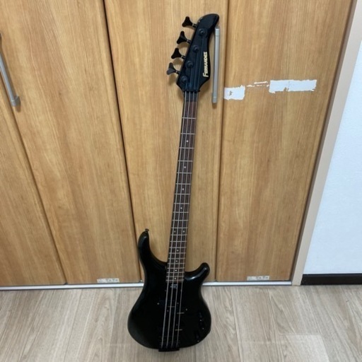 FERNANDES ベース