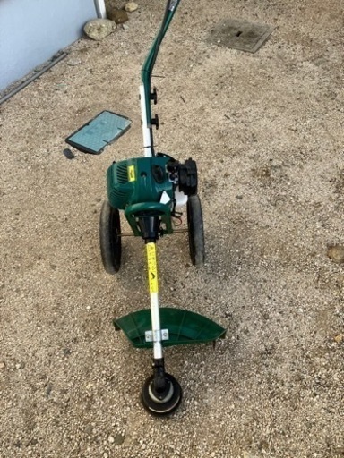 お話中　草刈り機　2ストローク