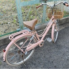 可愛いピンクの自転車 LED自動点灯