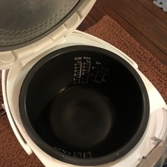 TOSHIBA   炊飯器　(5.5合)     2017年製の画像