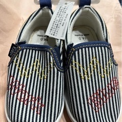 新品未使用　14センチ　靴　シューズ　ベビー　キッズ　スリッポンの画像