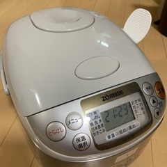 象印　炊飯器