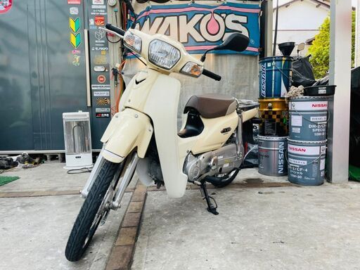【シロウ】ホンダ スーパーカブ (AA04 4速) ホンダ スーパーカブ50 2017年式 JBH-AA04の諸元・スペック情報