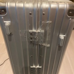 キャリーケースの画像