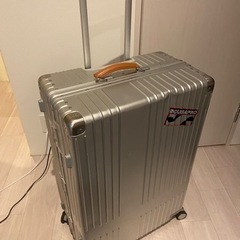 キャリーケースの画像