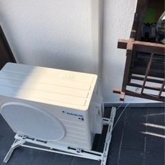 エアコン取付　助手