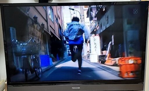 東芝2012年制 液晶テレビ 32インチ