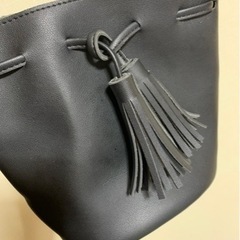 H&M系　ショルダーバッグ　黒