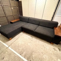 【売約済み】　【39万円】【ジモティー限定！お持ち帰りで5,000円お値引き！】FLANNELSOFA　フランネルソファ　BRICK　ブリック　3シーター 3Pソファ 木肘 ウォールナット 無垢材 カウチ　ワイド　検　ネイビー　グレー　テーブル　ソファテーブル　肘掛け　肘置き　サイドテーブル　ウォルナット