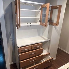 ニトリ　食器棚　キッチンボード　の画像