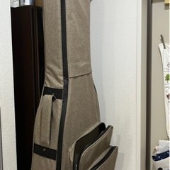 ARIA 初心者ギター スタンドとバッグ付きの画像