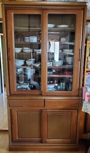最終値下げ 食器棚　受付終了間近