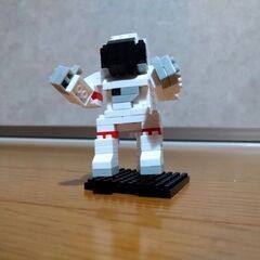 ダイソー　プチブロック　宇宙飛行士