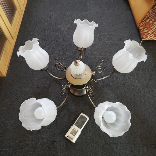 決まりました‼️直付け式　電球シャンデリア‼️