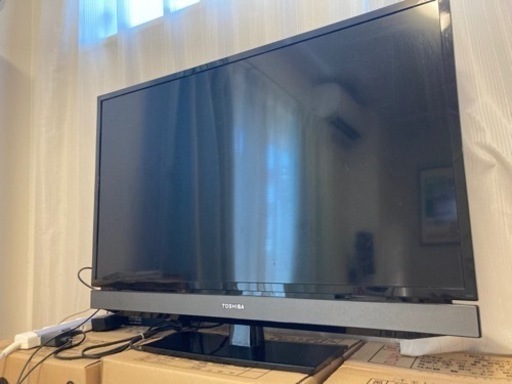 液晶テレビ