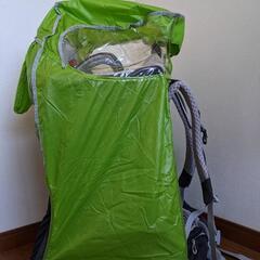 【値下げしました】ベビーキャリヤ＆レインカバーの画像