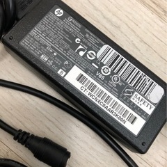 最終処分価格　hp パソコンアダプター　No.677774-003の画像