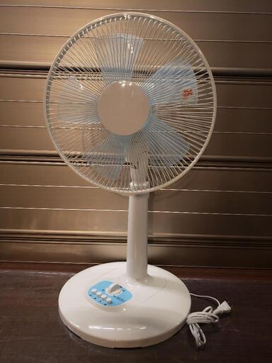 30cm リビング扇風機 JN-AMLF30-WH ホワイト(5枚羽・風量3段階・首伸縮式・3時間タイマー・首振り)\n\n