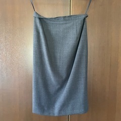 夏用ビジネススーツグレー、リクルート中古9号の画像