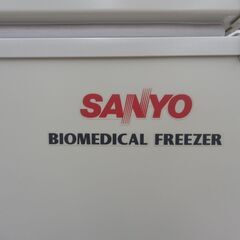 業務用冷蔵庫　バイオメディカルフリーザー　SANYO　MDF-436　2008年製の画像