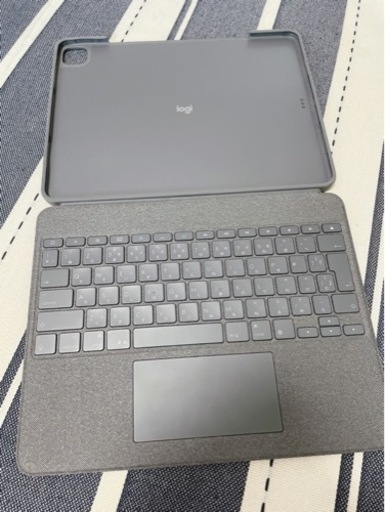 12.9インチiPad Pro(第５世代)用Logicool キーボード付ケース