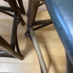 中古　カウンター用椅子　４脚の画像