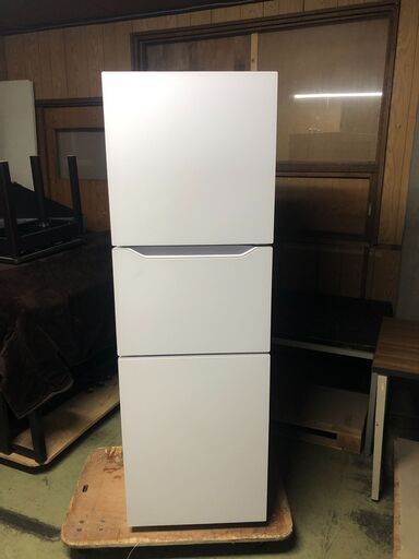 ★中古美品★ツインバード３ドア冷蔵庫　 2018年製 199L  HR-E919