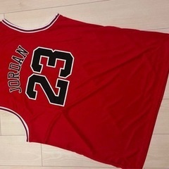 レプリカユニフォーム　2XLサイズ　上下セット　新品未使用　Redの画像