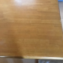 ダイニングテーブル　約105cm×105cm 高さ約75cm
