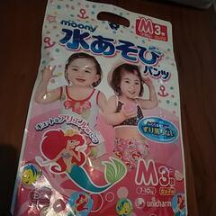 未使用　水遊びパンツ女の子　M　1枚