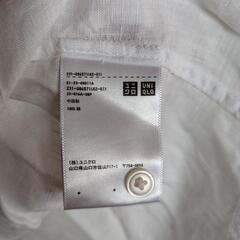 ユニクロ　白シャツ　サイズMの画像