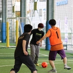 フットサルしますよ〜！
