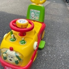 幼児の乗り物(使用品)
