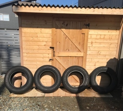 ハイラックス　プラドタイヤ