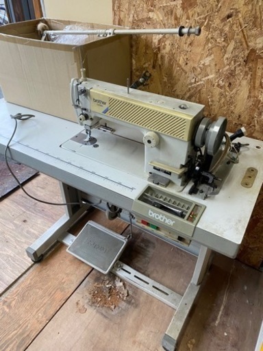 工業用　ブラザー　動力ミシン DB2-B737-313  Mark2