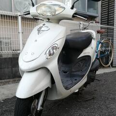 お話し中　近隣無料配送　格安　原付　普通に走ります。軽く60km以上でます　防犯装置ポタン付　ハンドル箇所でシート　ガソリンタンク開く操作可能　50cc　バイク　通勤　通学　仕事にの画像