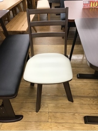 KE-110【ご来店頂ける方限定】ダイニング3点セット　ブラウン　回転イス
