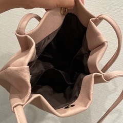 桜ピンクのショルダーバッグ（未使用）の画像