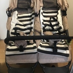 エアバギーココダブル　ベージュ　白黒シートカバー