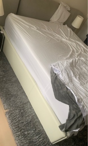 ボーコンセプト　キングサイズベッド