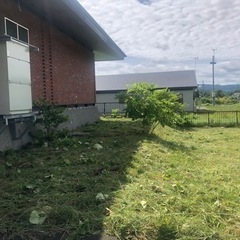 ドコモ基地局草刈りの画像