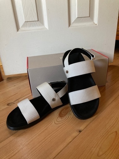 【新品未使用】HUNTER ハンター　ウェビングサンダル