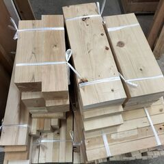 木材の端材を無料で差し上げます、キャンプの焚き火用に如何でしょうか。の画像