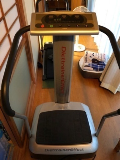 DiettrainerEffectDT-1フジ医療機器ブルブルマシーン