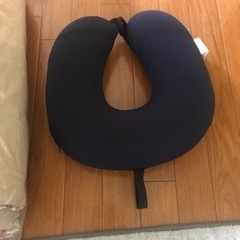 座布団とクッションの画像