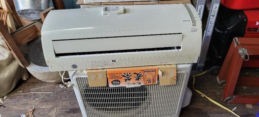６畳用エアコン　コロナ　CSH-N2218RE6　2018年製
