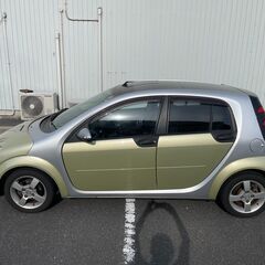 【値下げ】♡可愛い♡　SMART ForFour　スマート フォーフォー　1500㏄　5ドア 5人乗り　走行距離少な目の画像