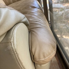 本革のソファーの画像