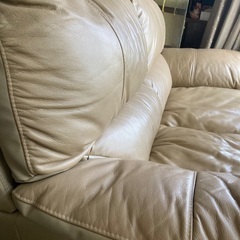 本革のソファーの画像