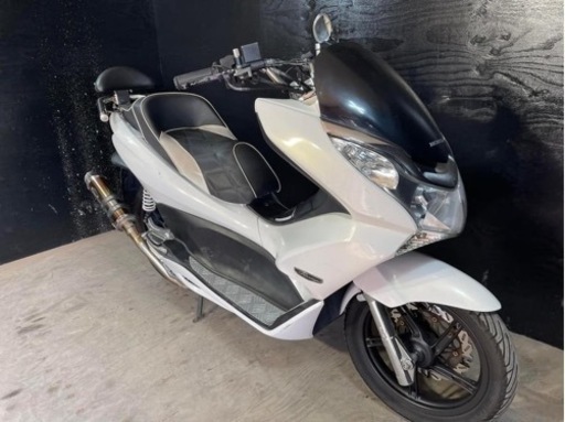 ★お支払総額11.2万円★ ホンダ PCX125  カスタム多数♪ リアサス！マフラー！ハンドル！等 人気の王道小型PCX入荷！ 通勤通学に♪ 関東圏内即日配送可能です！